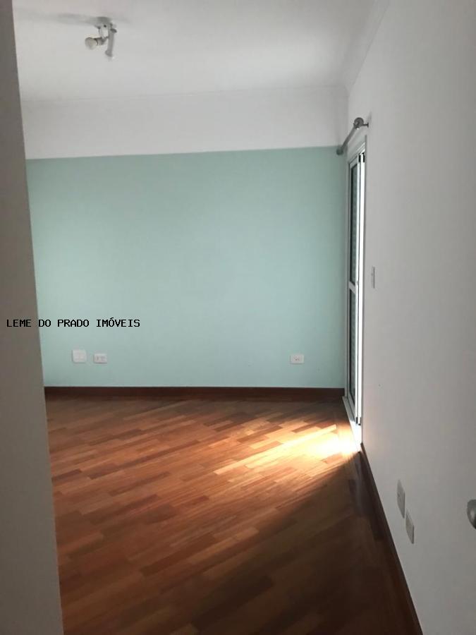 Apartamento à venda com 3 quartos, 137m² - Foto 24