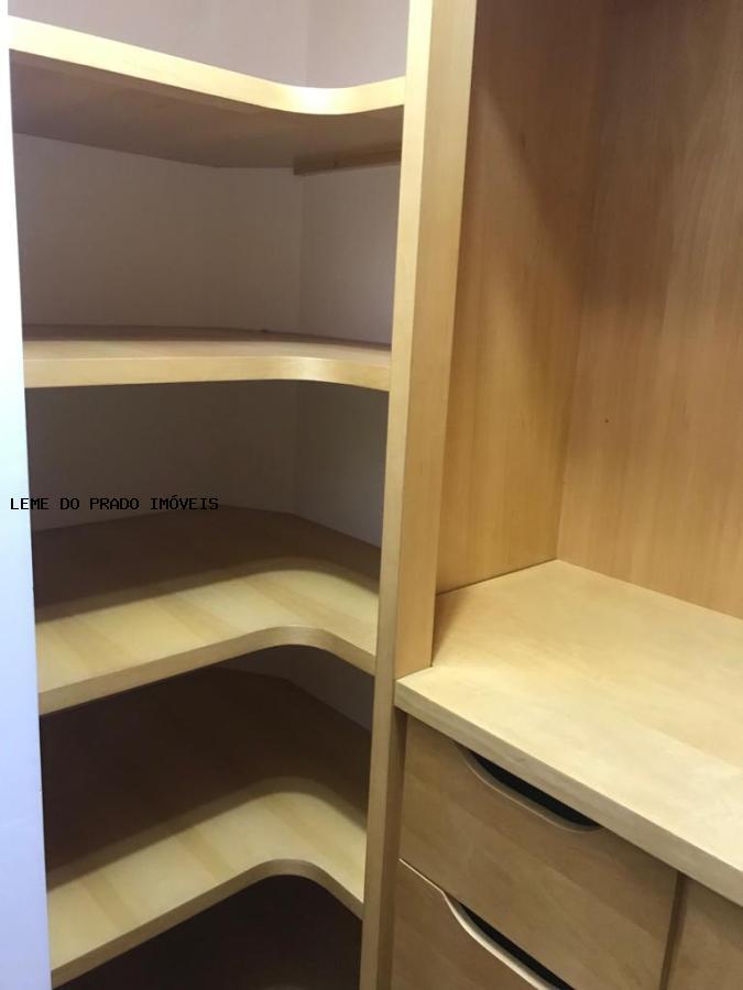 Apartamento à venda com 3 quartos, 137m² - Foto 31