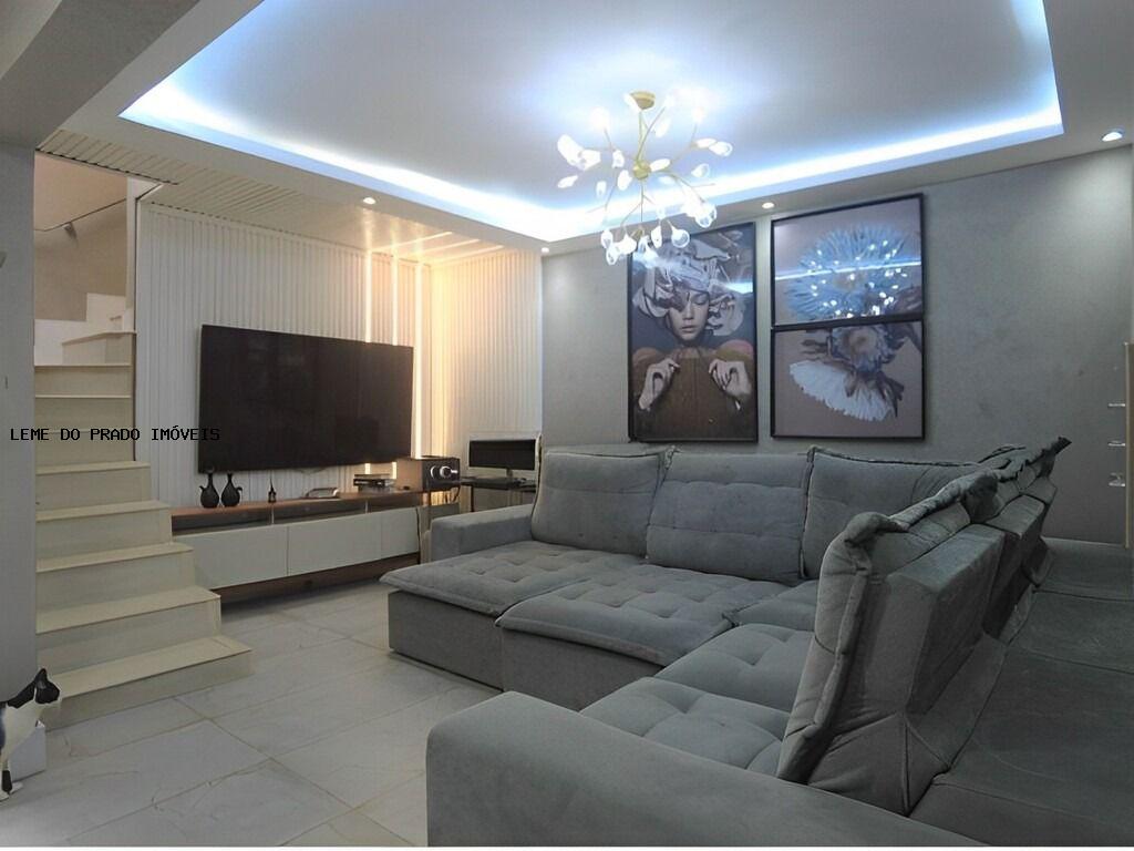 Sobrado à venda com 3 quartos, 150m² - Foto 1