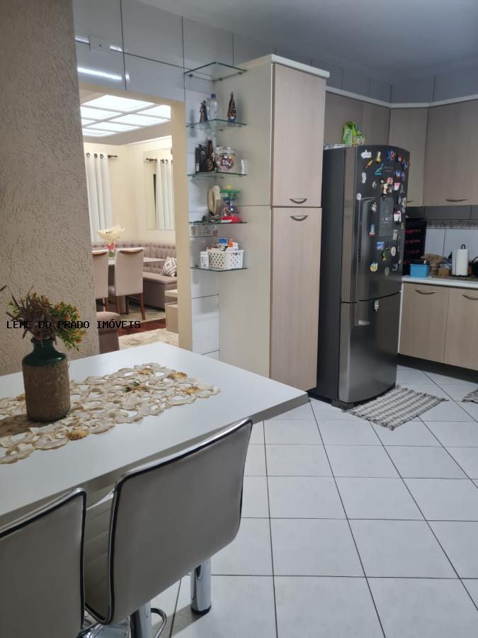 Apartamento à venda com 3 quartos, 94m² - Foto 3