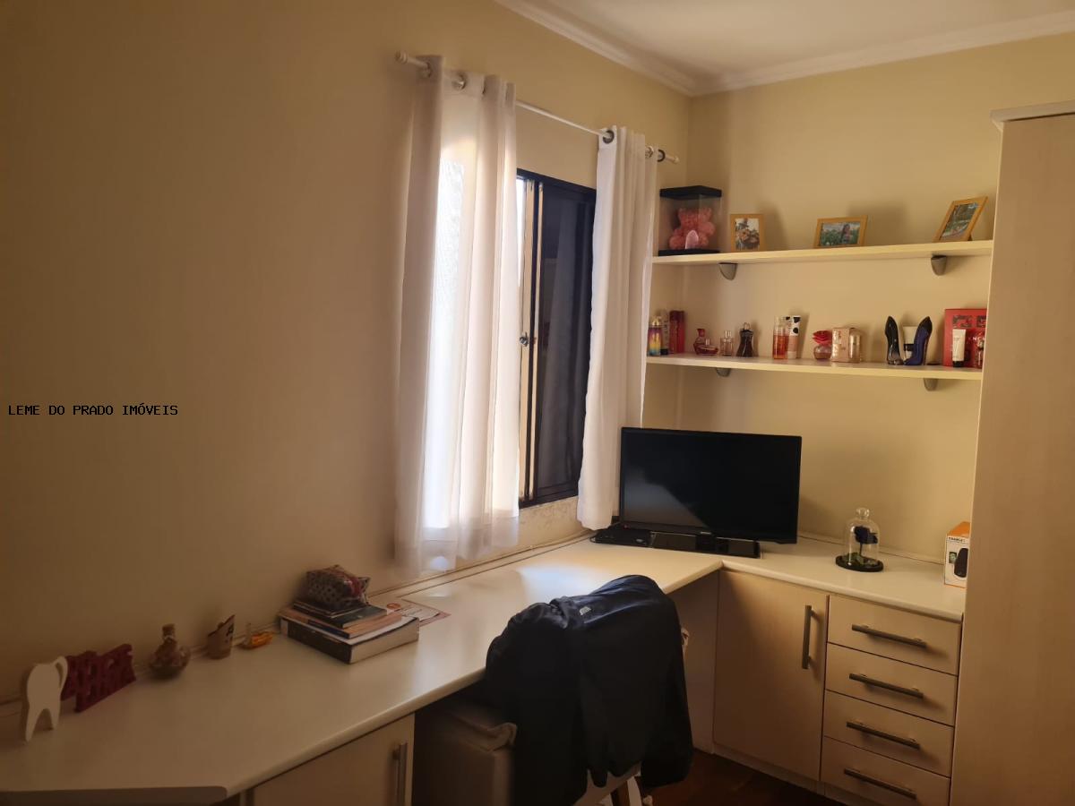 Apartamento à venda com 3 quartos, 94m² - Foto 10