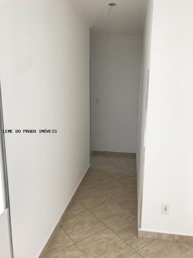 Apartamento à venda com 2 quartos, 52m² - Foto 47