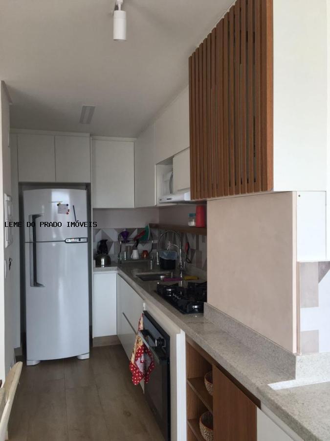 Apartamento à venda com 2 quartos, 58m² - Foto 3