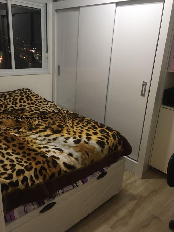 Apartamento à venda com 2 quartos, 58m² - Foto 13