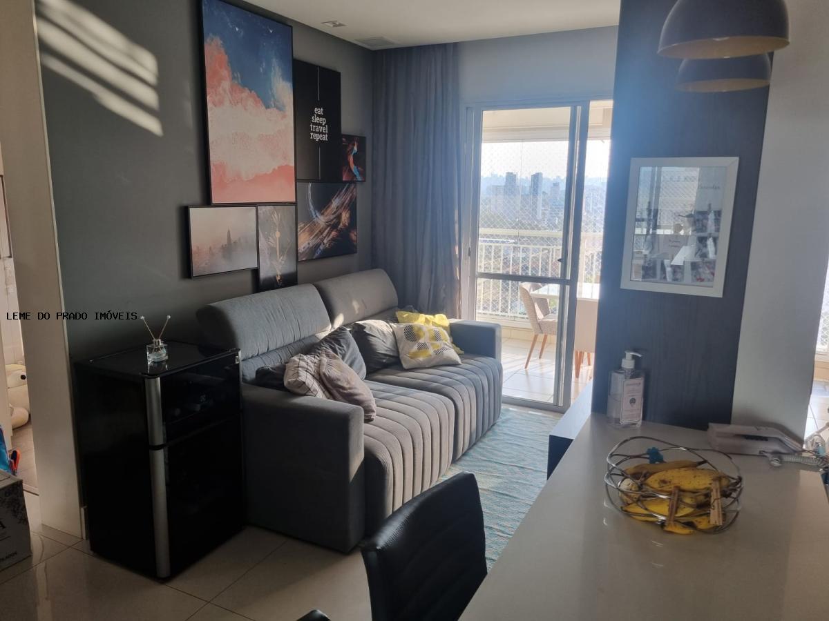 Apartamento à venda com 2 quartos, 68m² - Foto 5