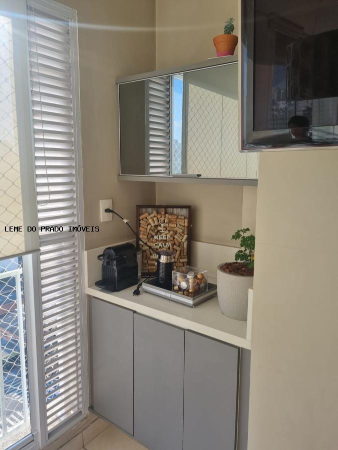 Apartamento à venda com 2 quartos, 68m² - Foto 7