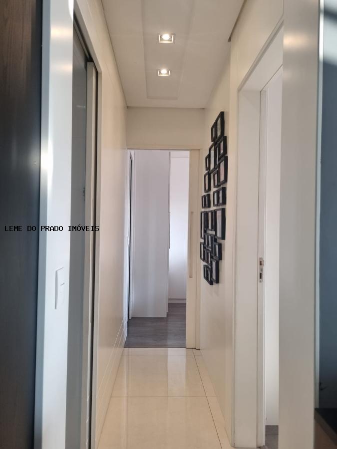 Apartamento à venda com 2 quartos, 68m² - Foto 12