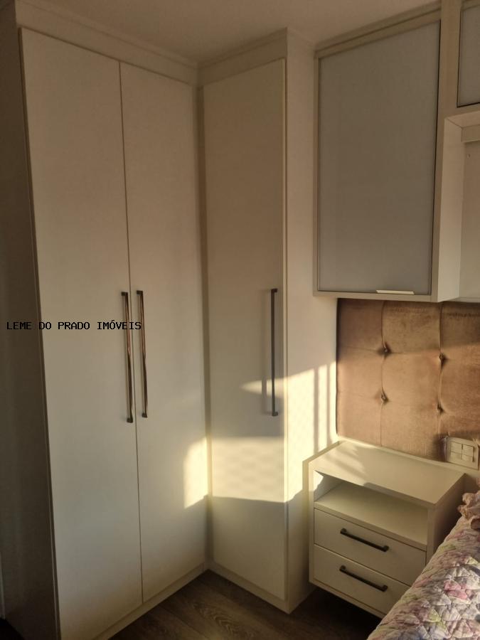 Apartamento à venda com 2 quartos, 68m² - Foto 23