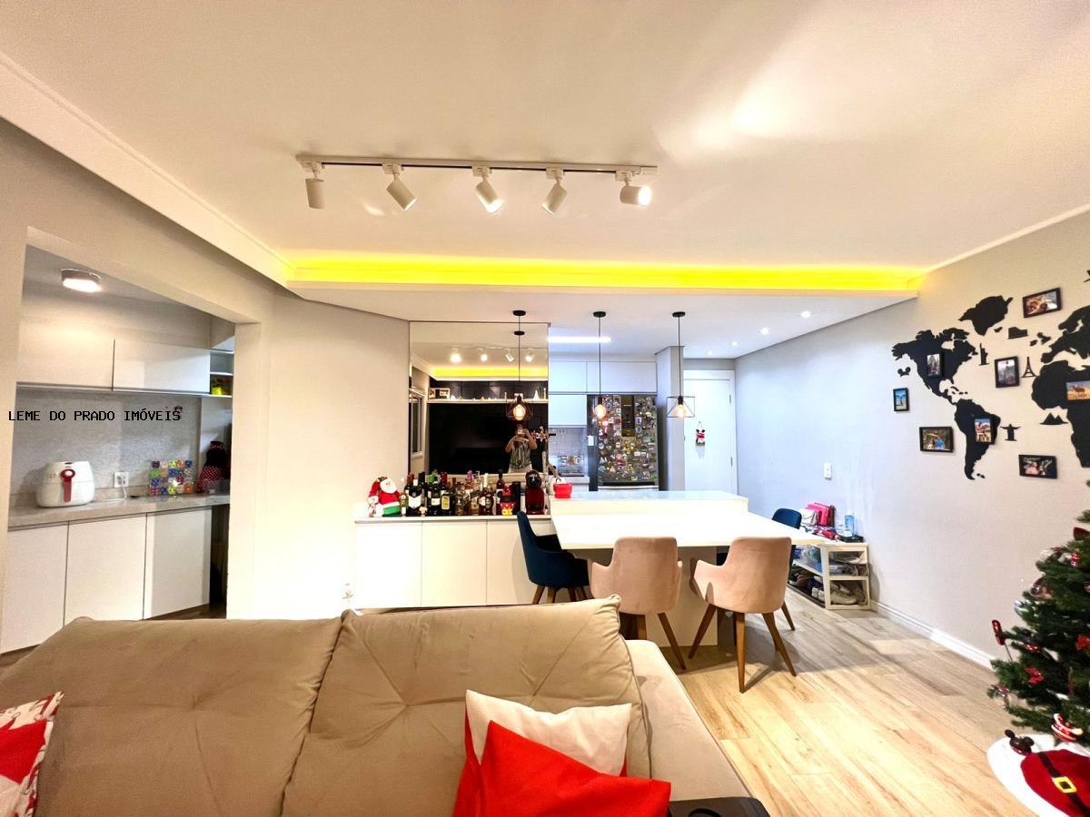 Apartamento à venda com 3 quartos, 65m² - Foto 3