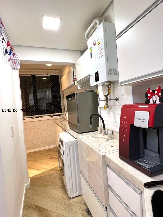 Apartamento à venda com 3 quartos, 65m² - Foto 14