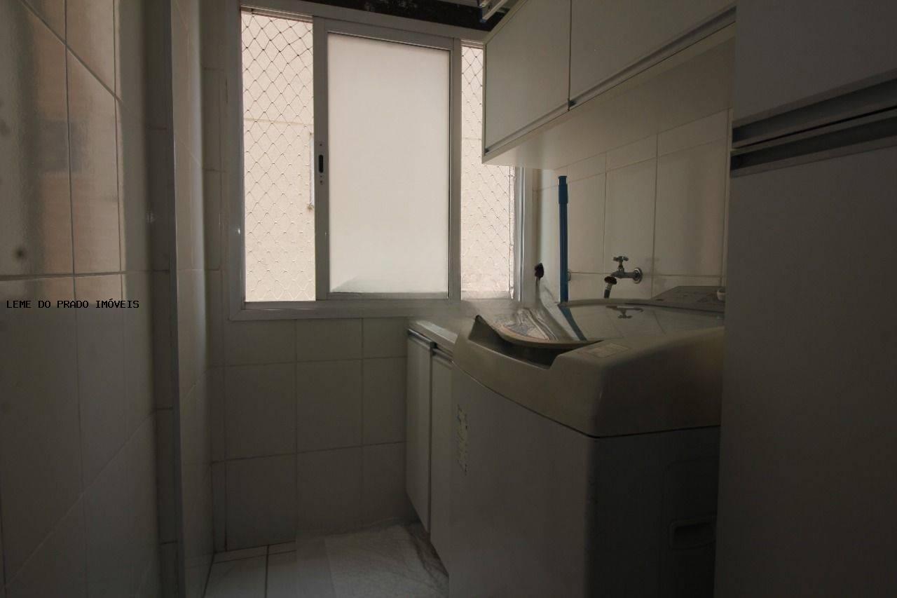 Apartamento à venda com 2 quartos, 60m² - Foto 11