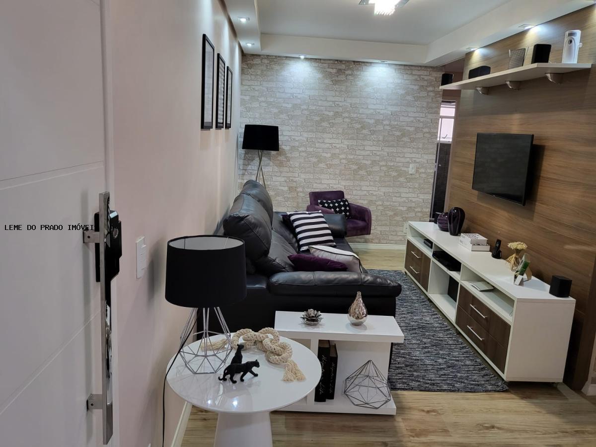 Apartamento à venda com 3 quartos, 72m² - Foto 1