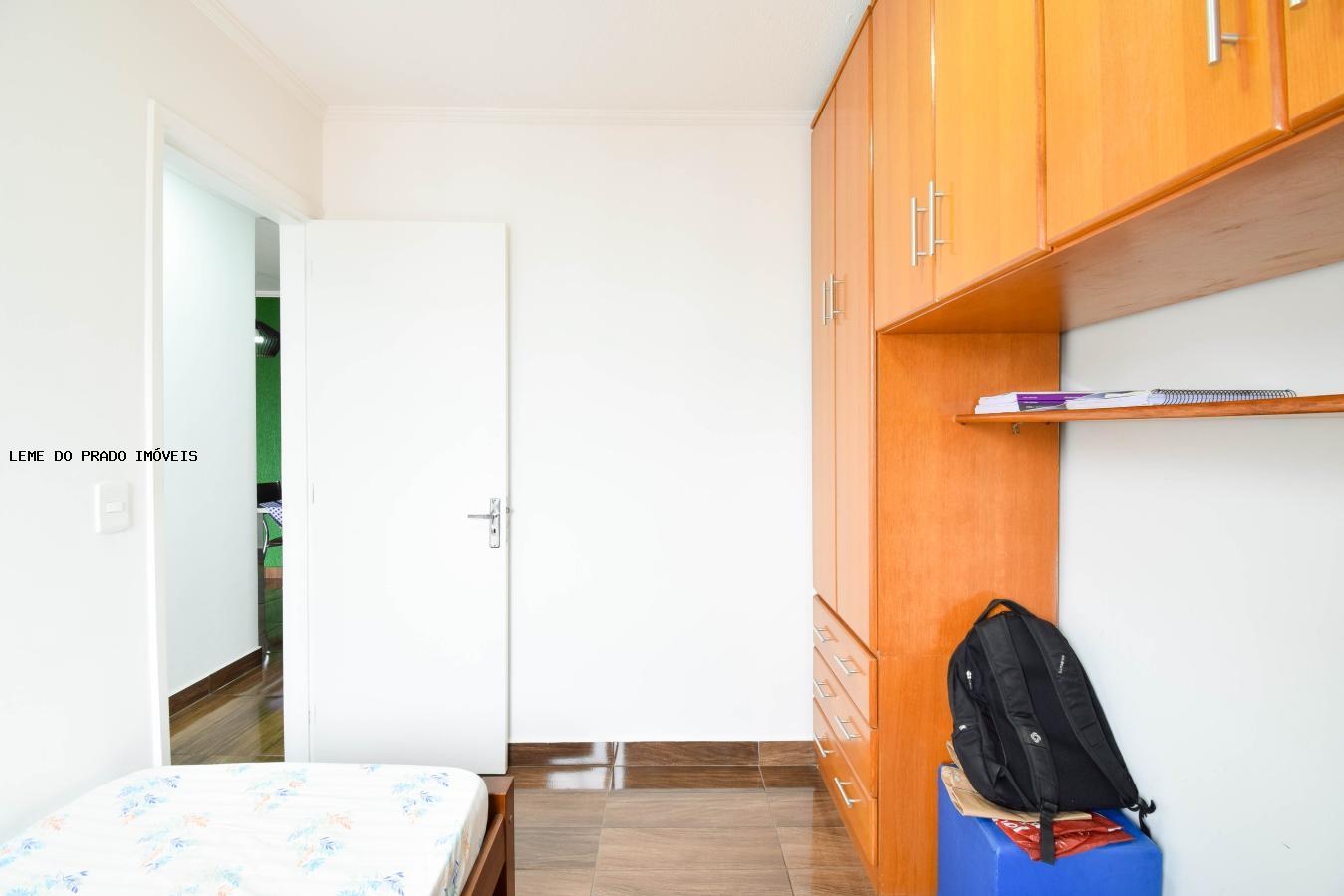 Apartamento à venda com 2 quartos, 56m² - Foto 13