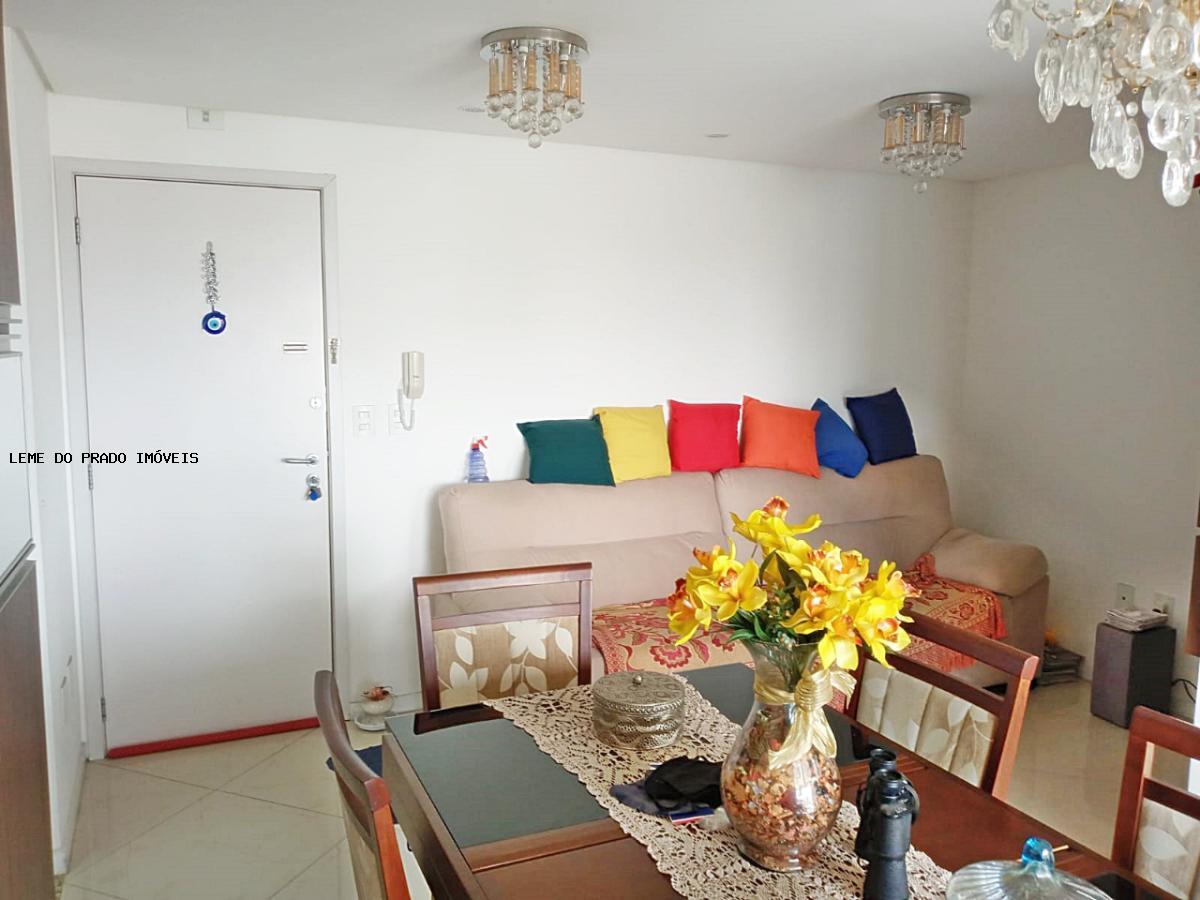 Apartamento à venda com 2 quartos, 73m² - Foto 4