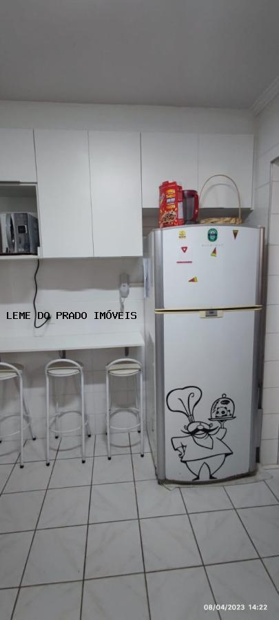 Apartamento à venda com 3 quartos, 75m² - Foto 10