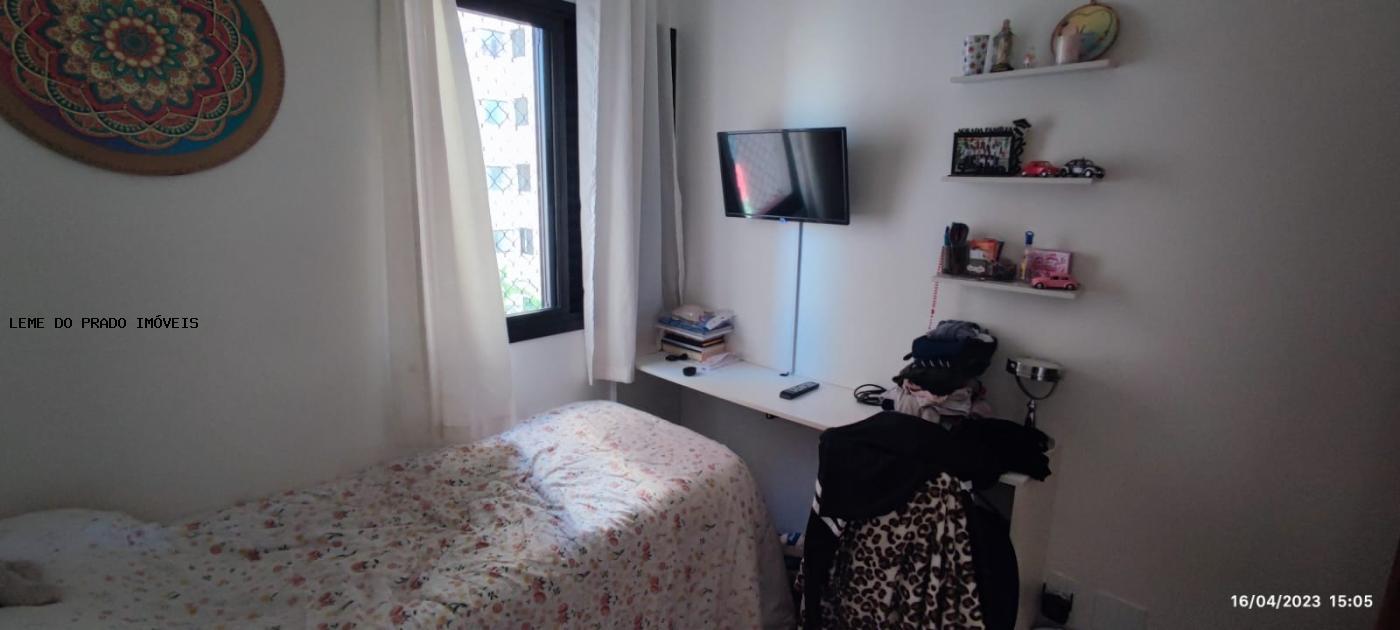 Apartamento à venda com 3 quartos, 75m² - Foto 17