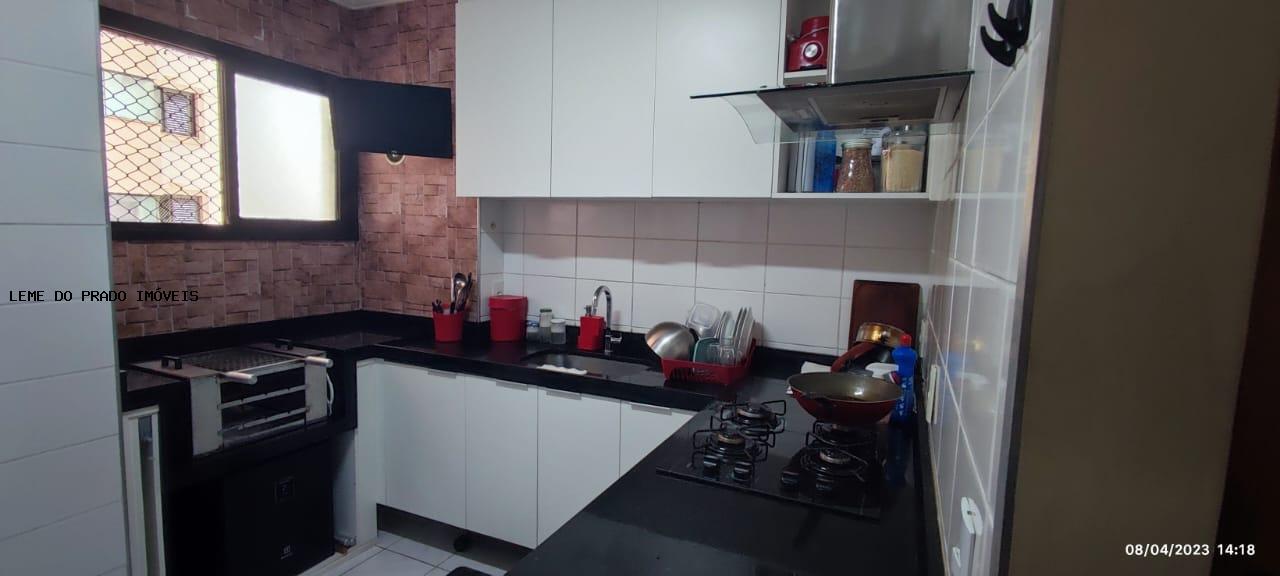 Apartamento à venda com 3 quartos, 75m² - Foto 32