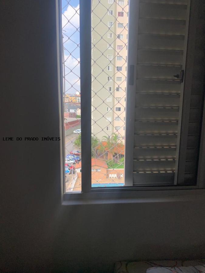 Apartamento à venda com 3 quartos, 60m² - Foto 25