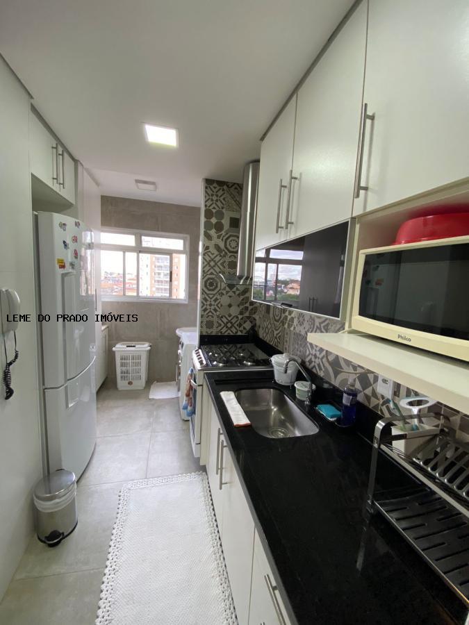 Apartamento à venda com 2 quartos, 50m² - Foto 11