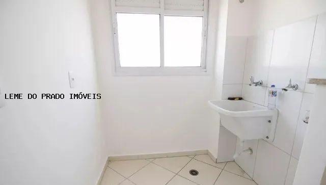 Apartamento à venda com 2 quartos, 50m² - Foto 3