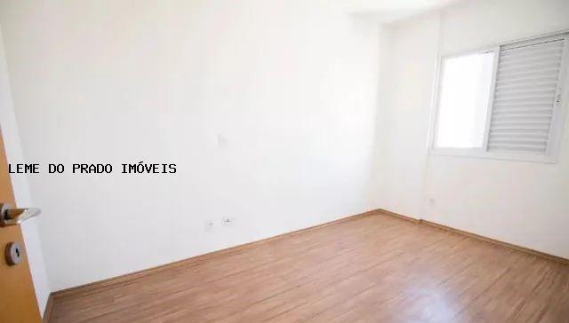 Apartamento à venda com 2 quartos, 50m² - Foto 11