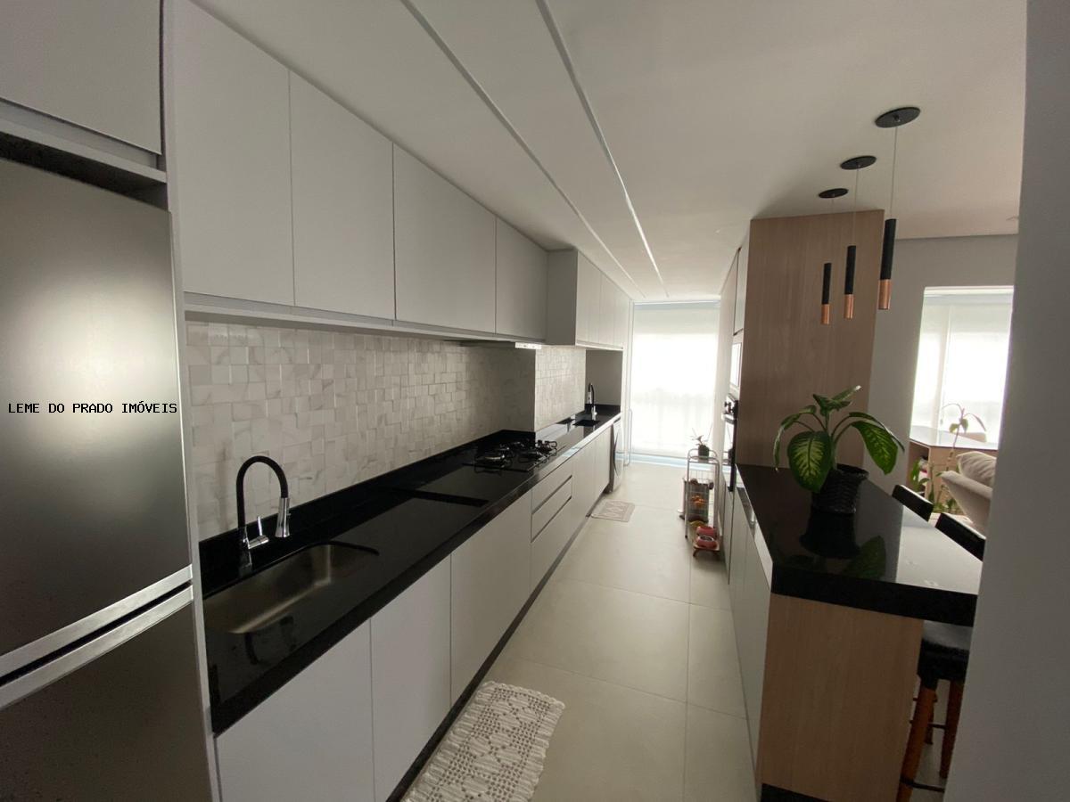 Apartamento à venda com 3 quartos, 110m² - Foto 5