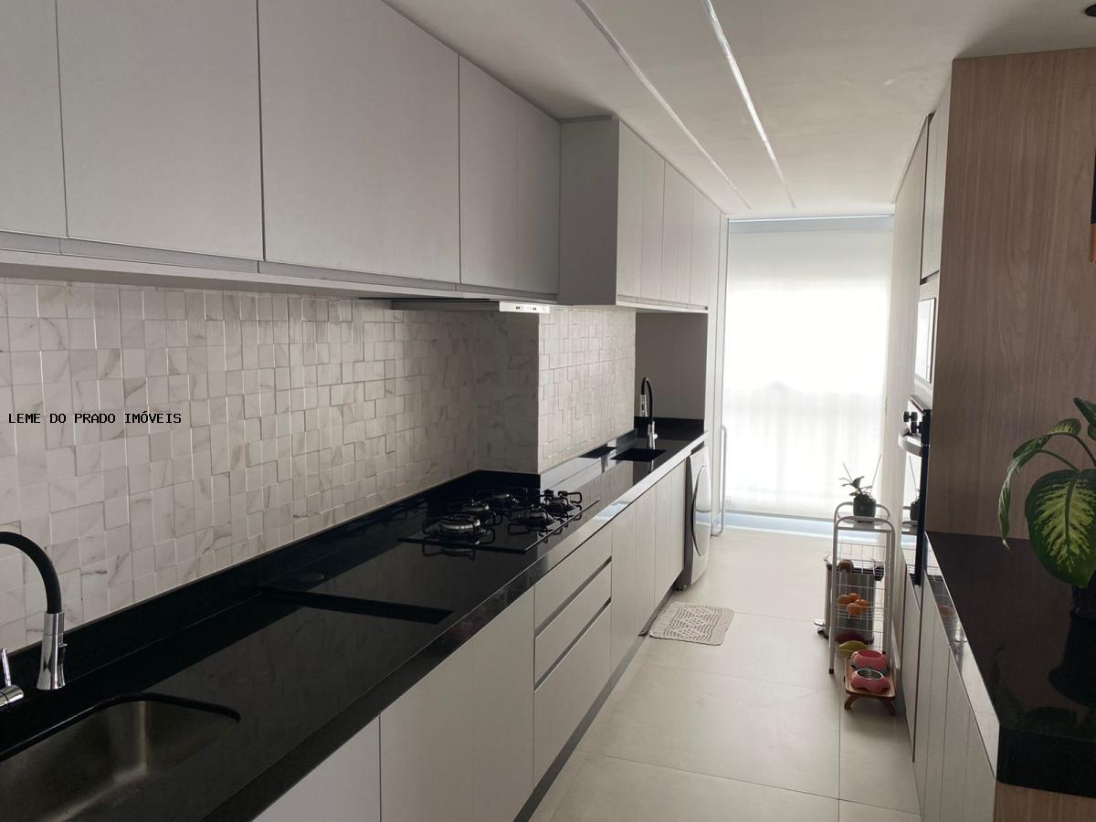 Apartamento à venda com 3 quartos, 110m² - Foto 8