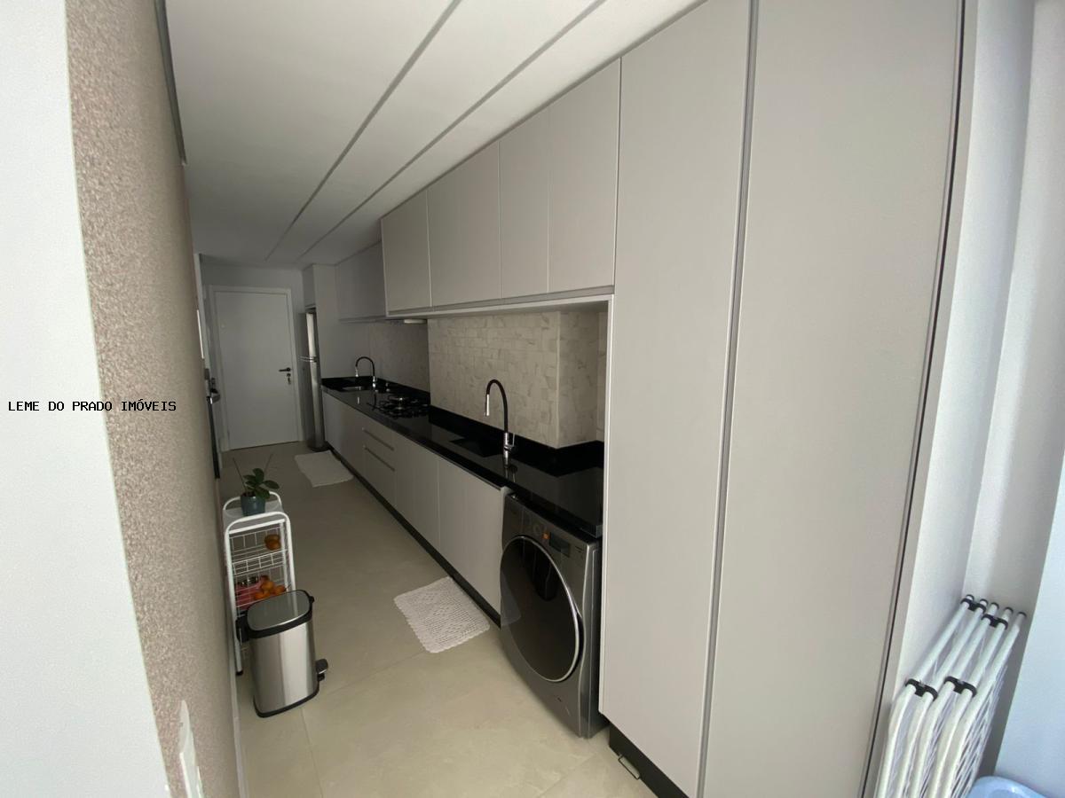 Apartamento à venda com 3 quartos, 110m² - Foto 9