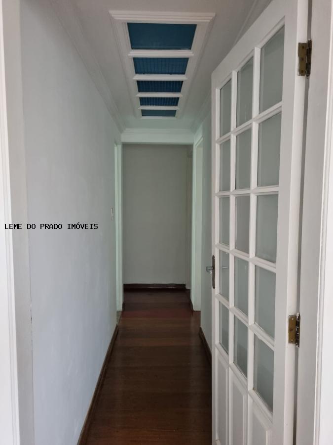 Apartamento à venda com 3 quartos, 103m² - Foto 2