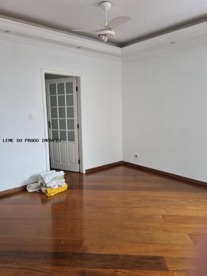 Apartamento à venda com 3 quartos, 103m² - Foto 4