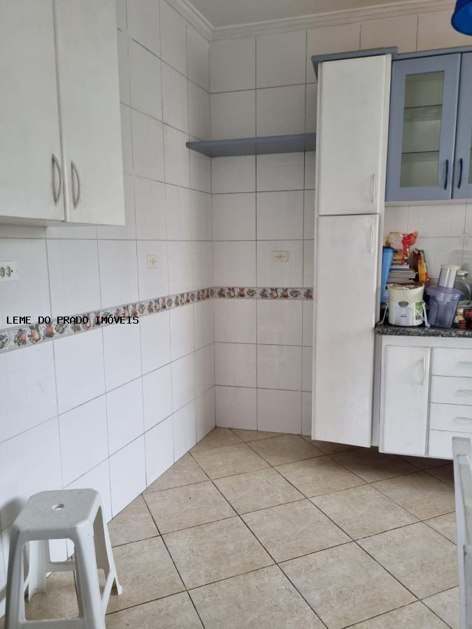 Apartamento à venda com 3 quartos, 103m² - Foto 10