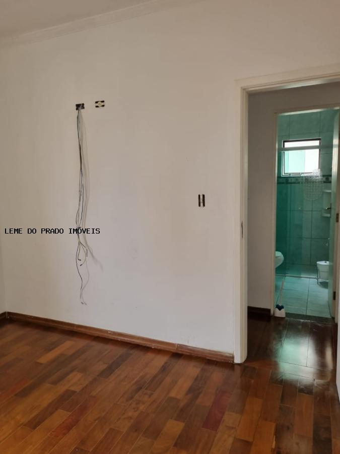 Apartamento à venda com 3 quartos, 103m² - Foto 19