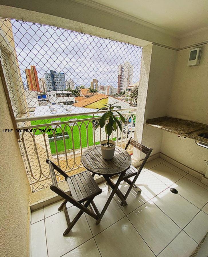 Apartamento à venda com 3 quartos, 80m² - Foto 1