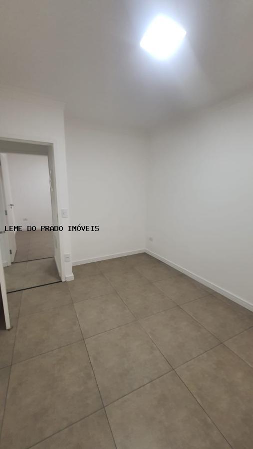 Apartamento à venda com 3 quartos, 76m² - Foto 7