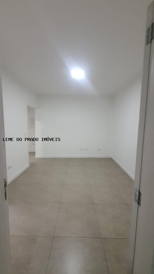 Apartamento à venda com 3 quartos, 76m² - Foto 25