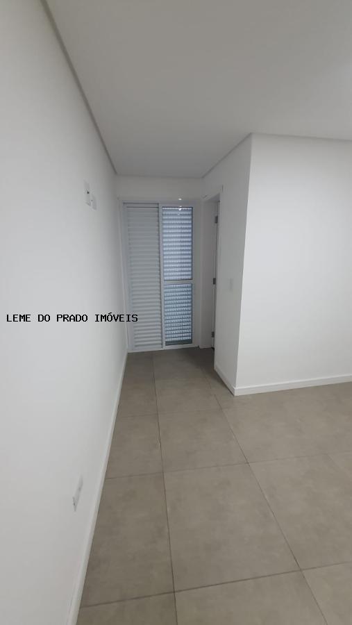 Apartamento à venda com 3 quartos, 76m² - Foto 7