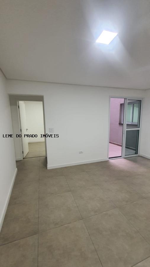 Apartamento à venda com 3 quartos, 76m² - Foto 18