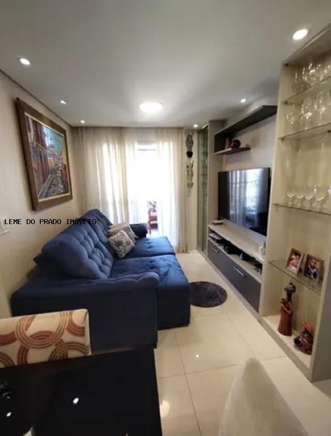 Apartamento à venda com 2 quartos, 72m² - Foto 4