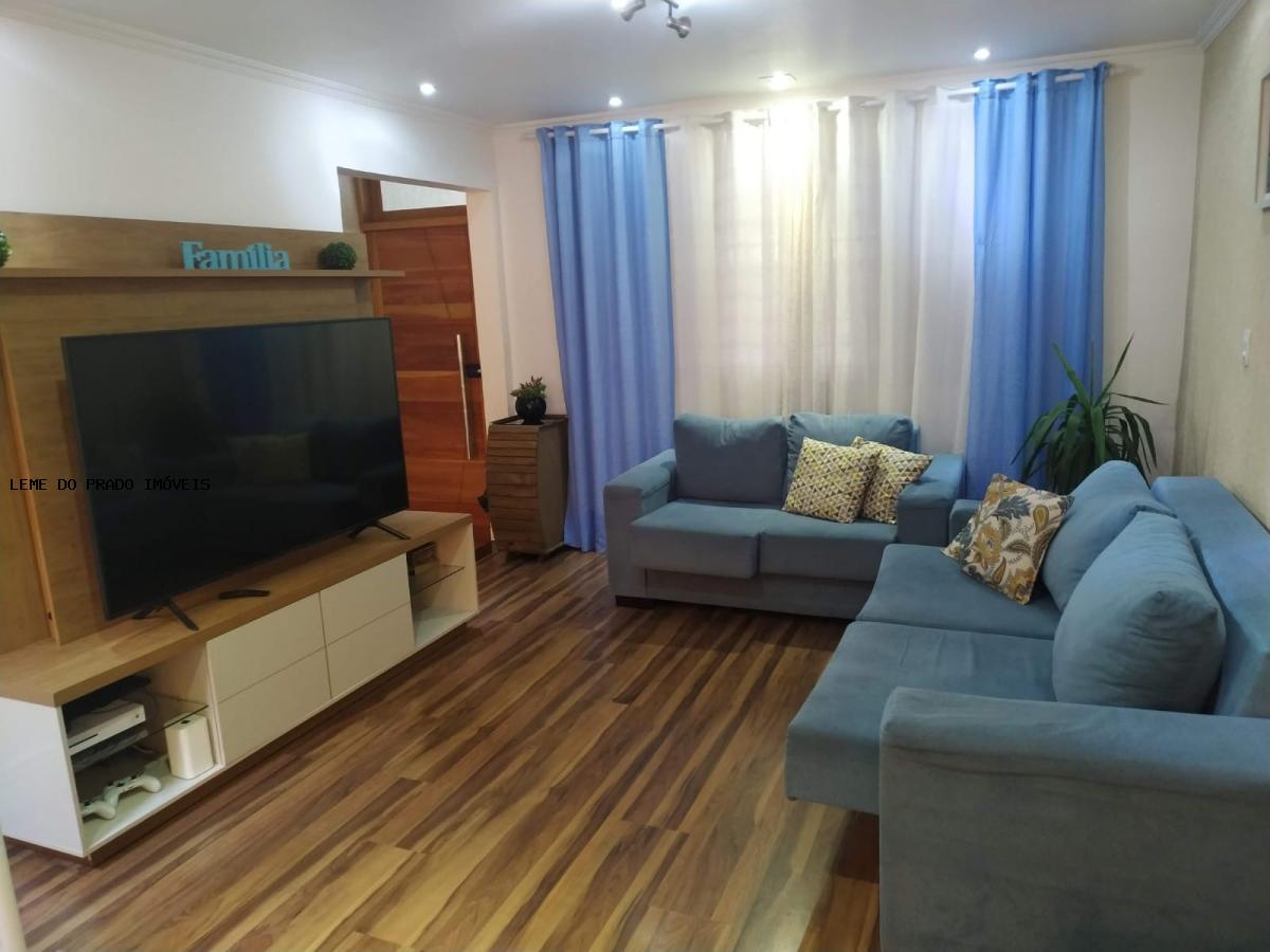 Sobrado à venda com 3 quartos, 189m² - Foto 2