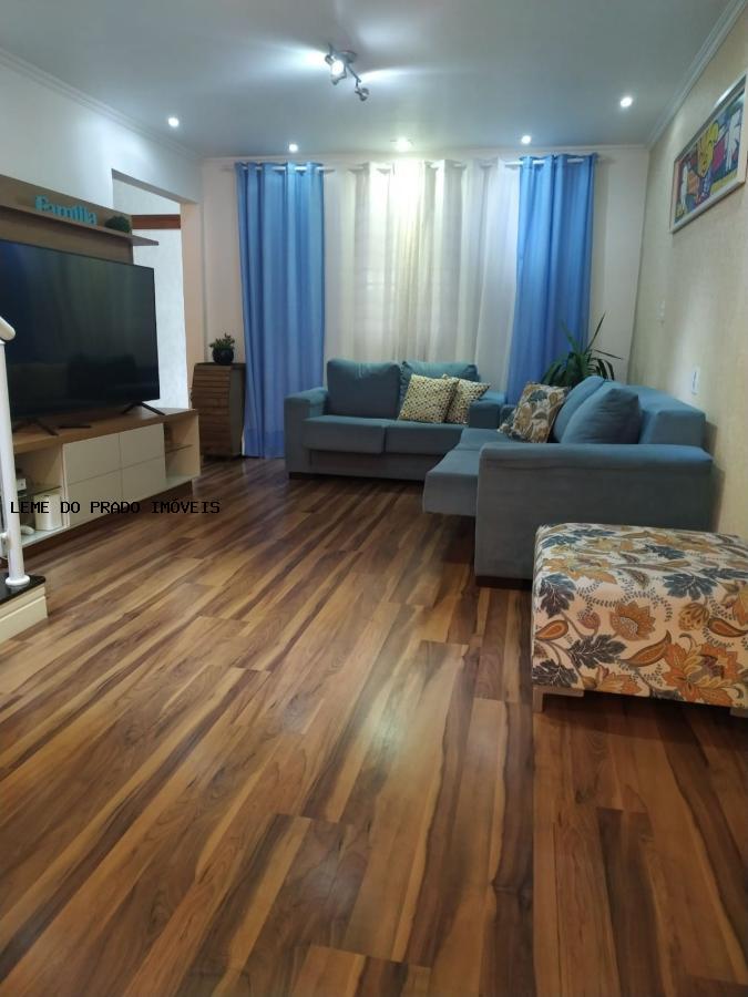 Sobrado à venda com 3 quartos, 189m² - Foto 3