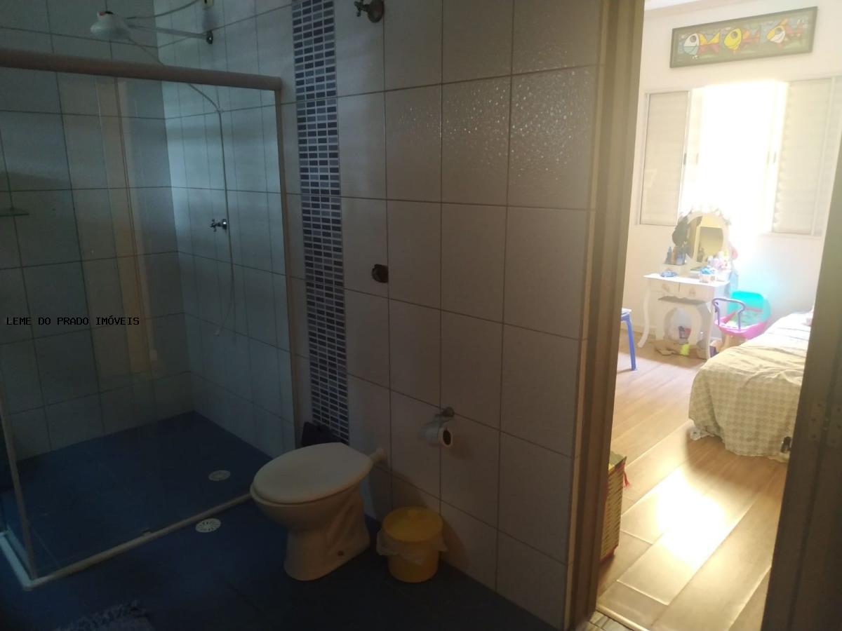 Sobrado à venda com 3 quartos, 189m² - Foto 28