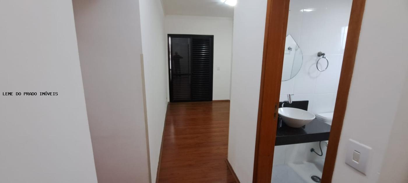 Apartamento à venda com 4 quartos, 117m² - Foto 12