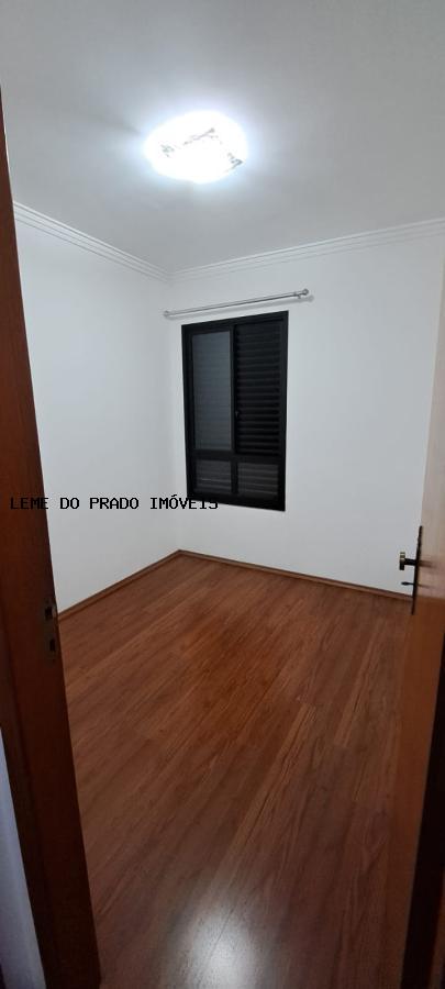 Apartamento à venda com 4 quartos, 117m² - Foto 14