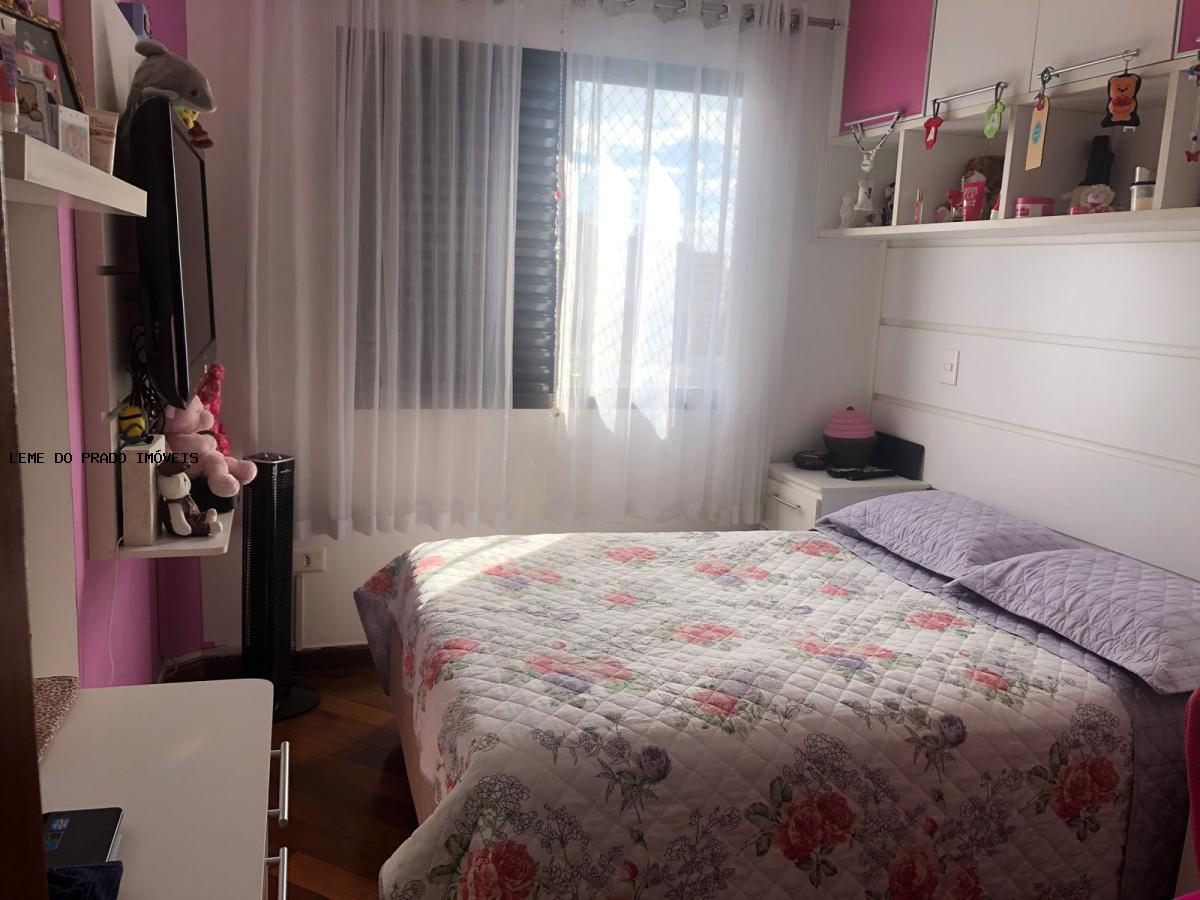 Apartamento à venda com 3 quartos, 125m² - Foto 7