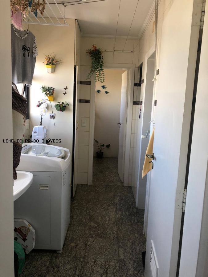 Apartamento à venda com 3 quartos, 125m² - Foto 28