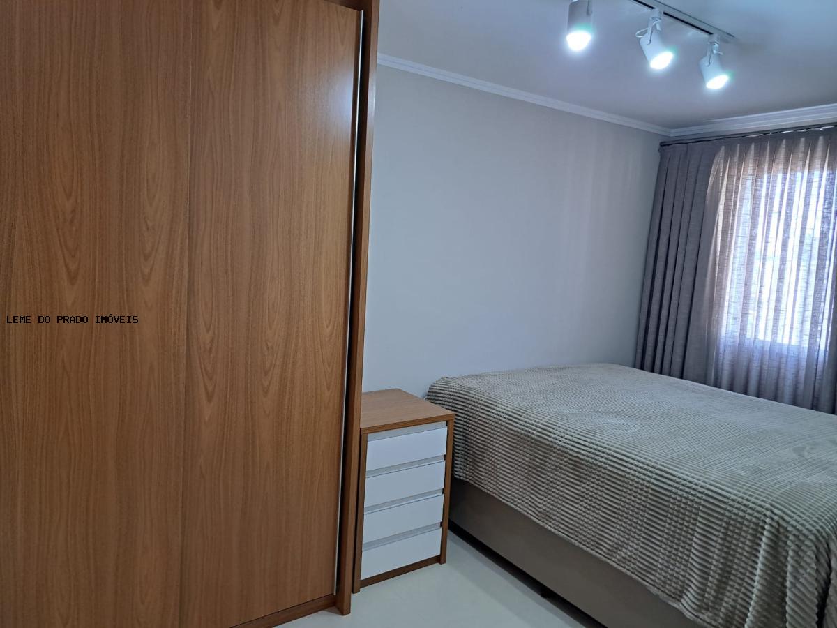 Apartamento à venda com 2 quartos, 64m² - Foto 11