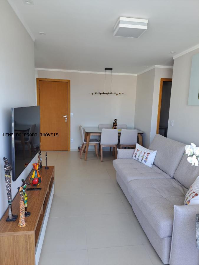 Apartamento à venda com 2 quartos, 64m² - Foto 3