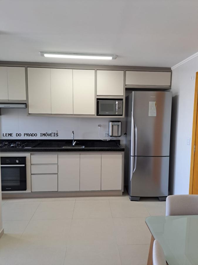 Apartamento à venda com 2 quartos, 64m² - Foto 8