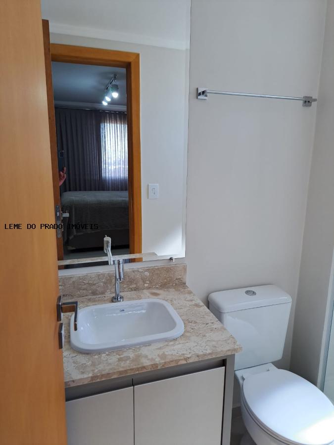 Apartamento à venda com 2 quartos, 64m² - Foto 9