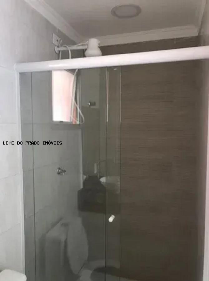 Apartamento à venda com 3 quartos, 86m² - Foto 2